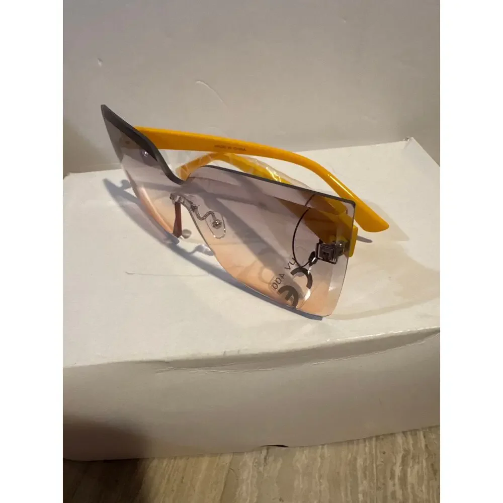 Cat Eye Sunglasses UV400 Women Light tent Lens Yellow Temple New